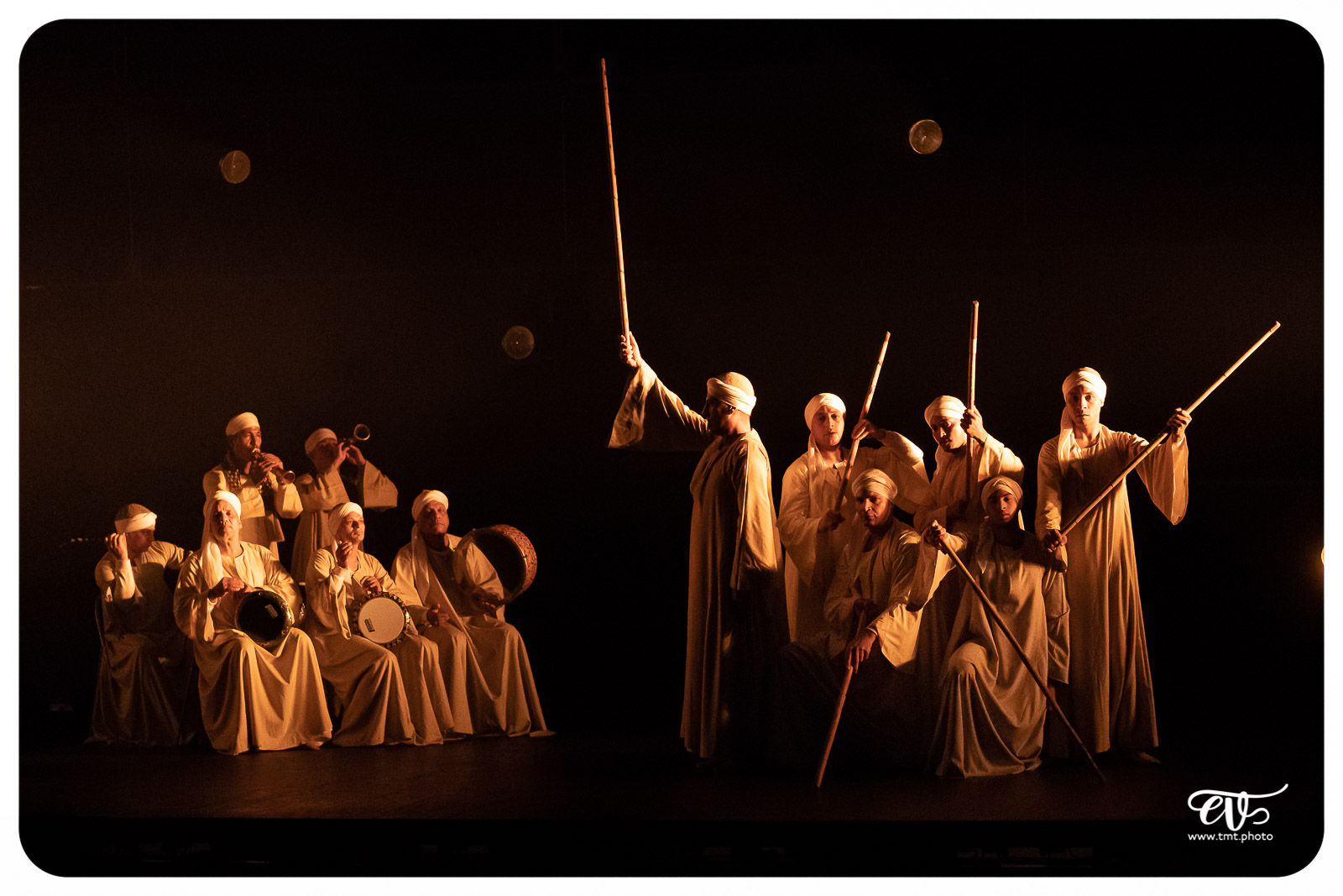 DANS LE CERCLE DES HOMMES DU NIL - CENTRE MEDHAT FAWZY DE MALLAW